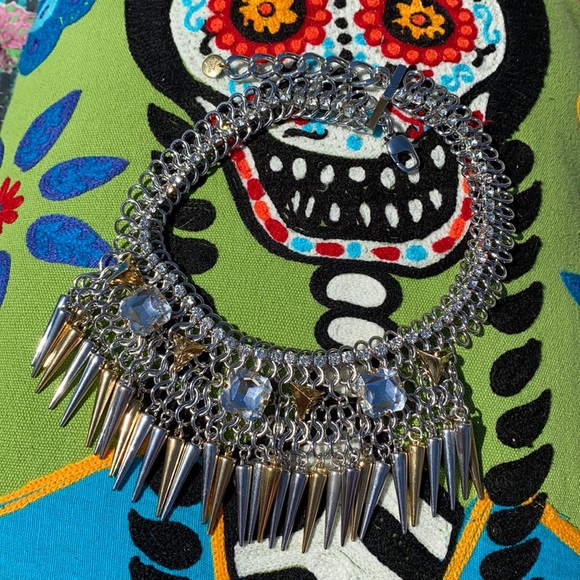 ✨JC✨Rhinestone Spike Drama Necklace - Picture 8 of 12